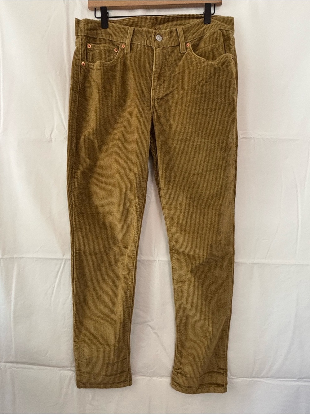 Levi’s Women’s Tan Corduroy Jeans Size 30x30